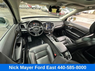 2018 Volvo XC90 T6 Momentum