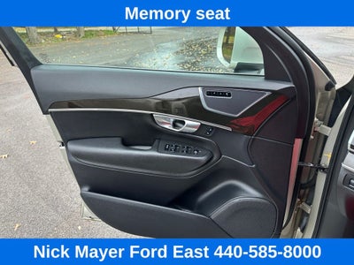 2018 Volvo XC90 T6 Momentum