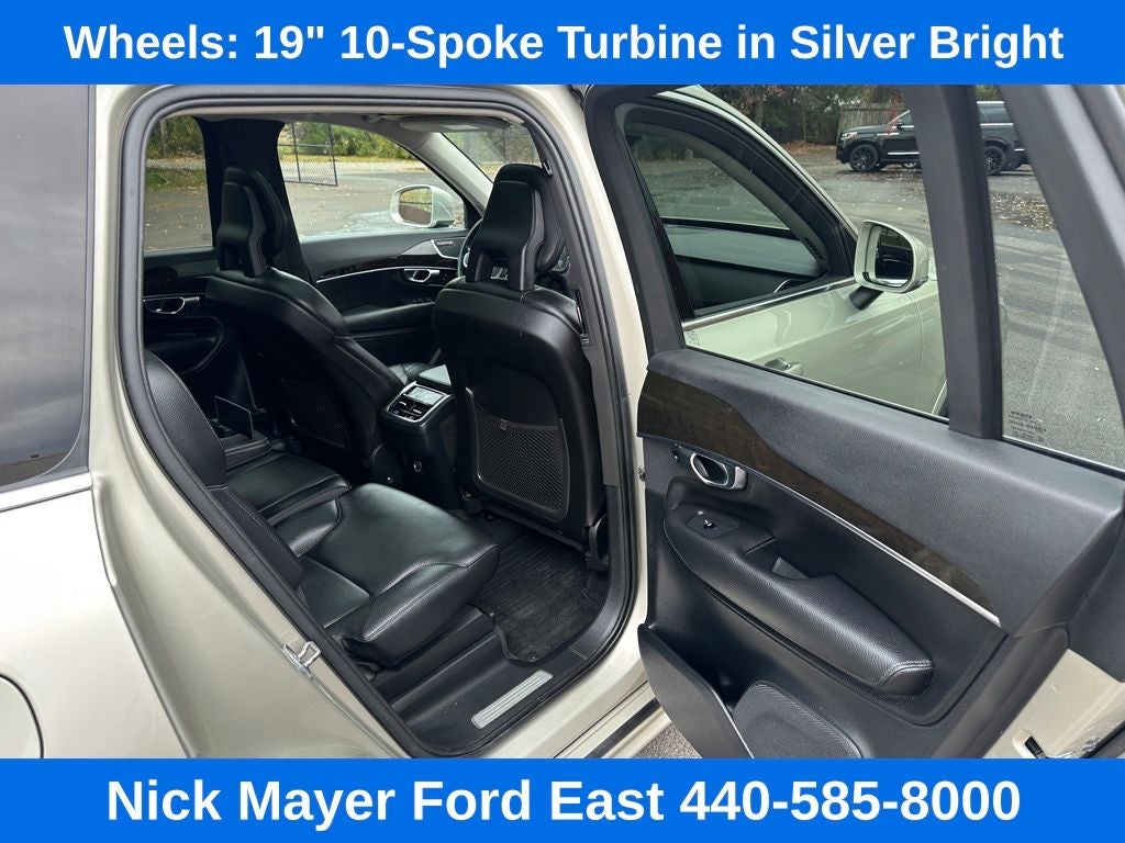 2018 Volvo XC90 T6 Momentum