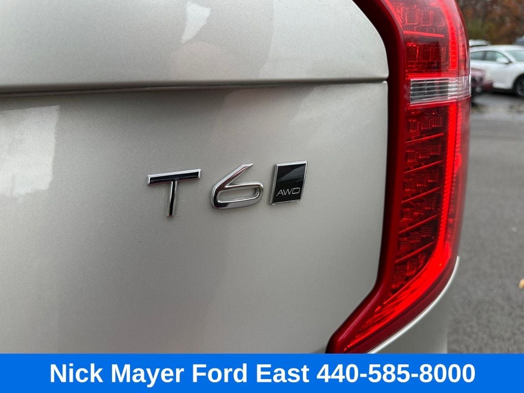 2018 Volvo XC90 T6 Momentum