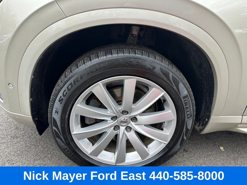 2018 Volvo XC90 T6 Momentum