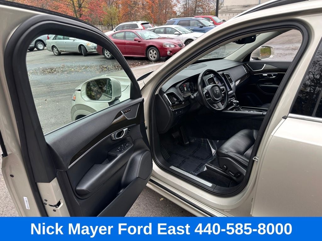 2018 Volvo XC90 T6 Momentum