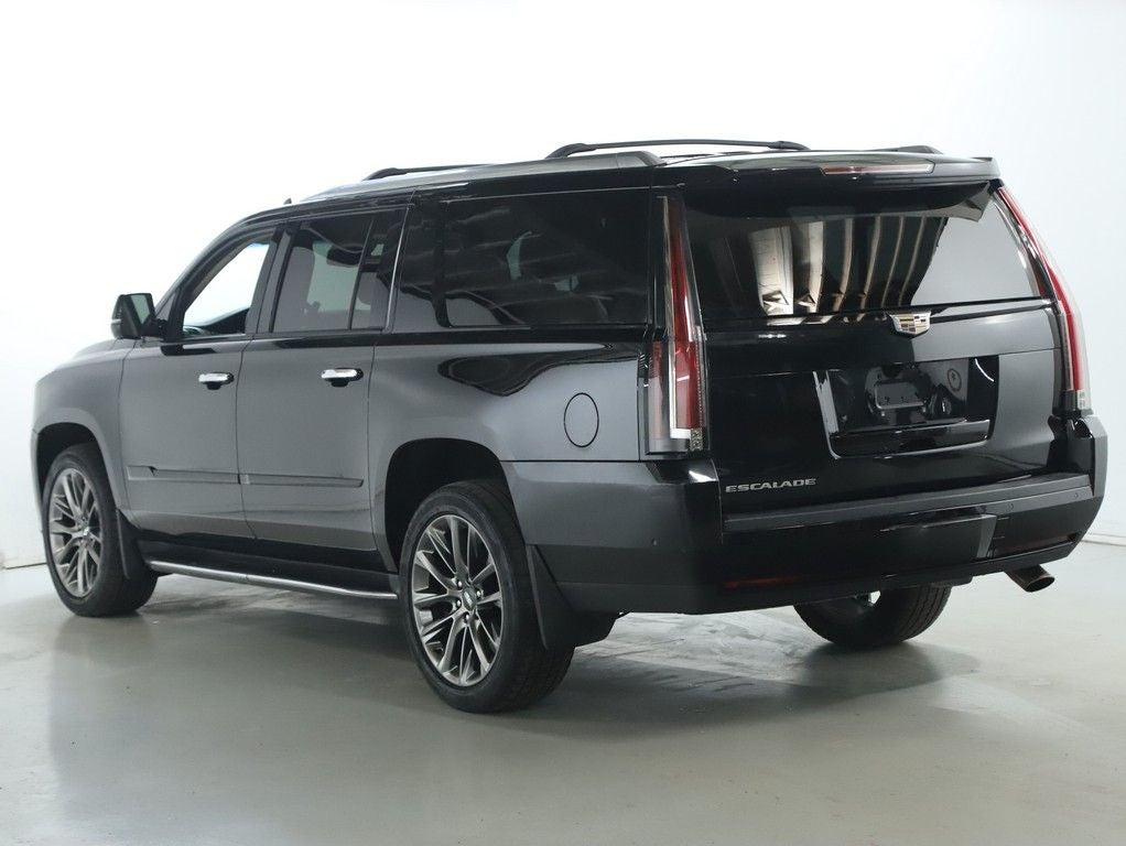 2019 Cadillac Escalade ESV Luxury
