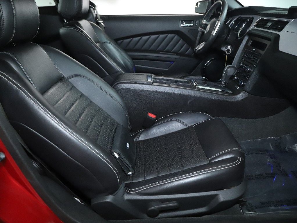 2013 Ford Mustang V6 Premium