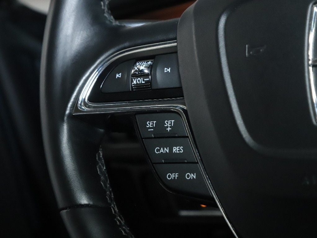 2021 Lincoln Nautilus Reserve