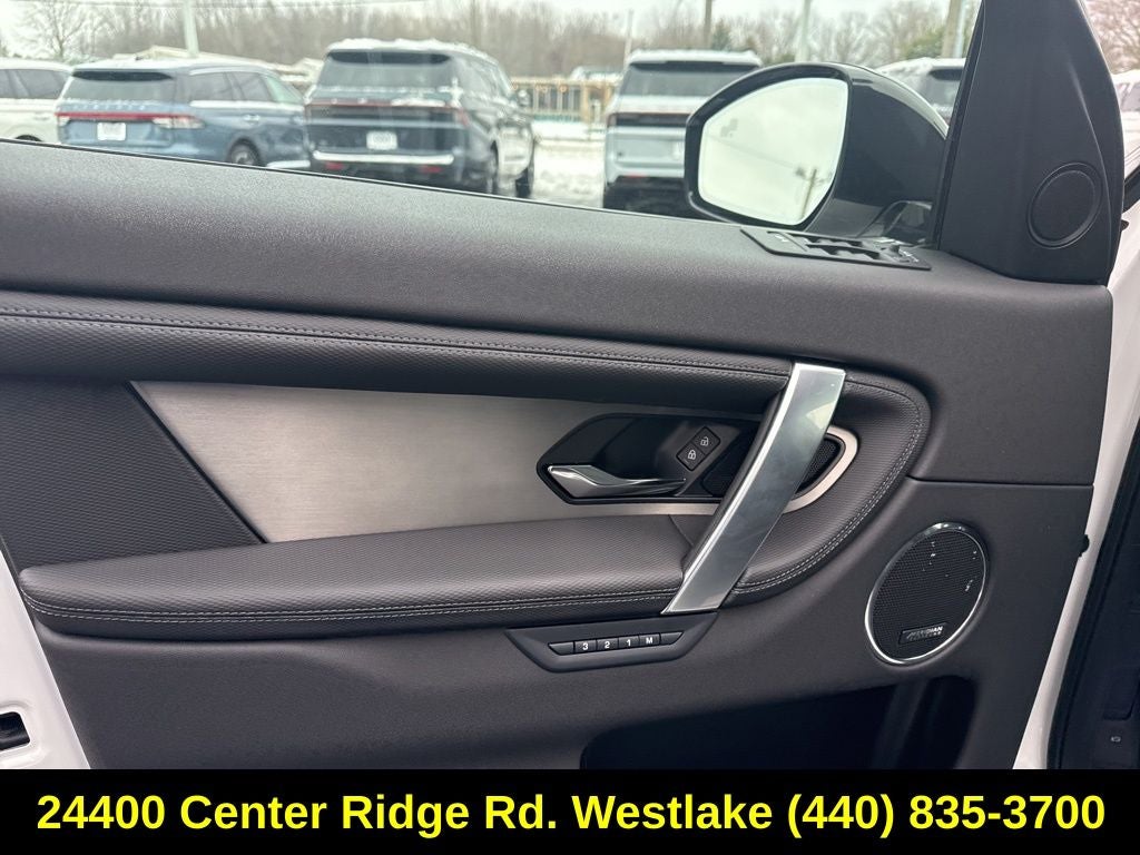 2024 Land Rover Discovery Sport SE