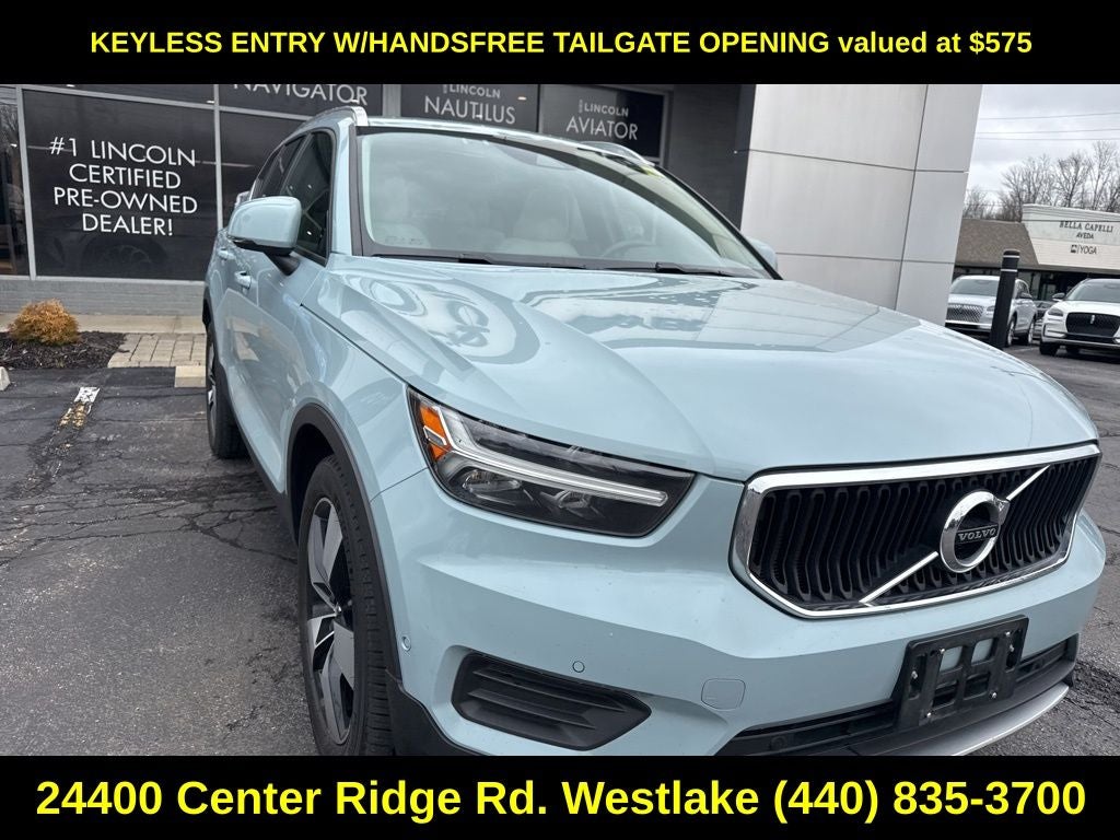 2019 Volvo XC40 Momentum