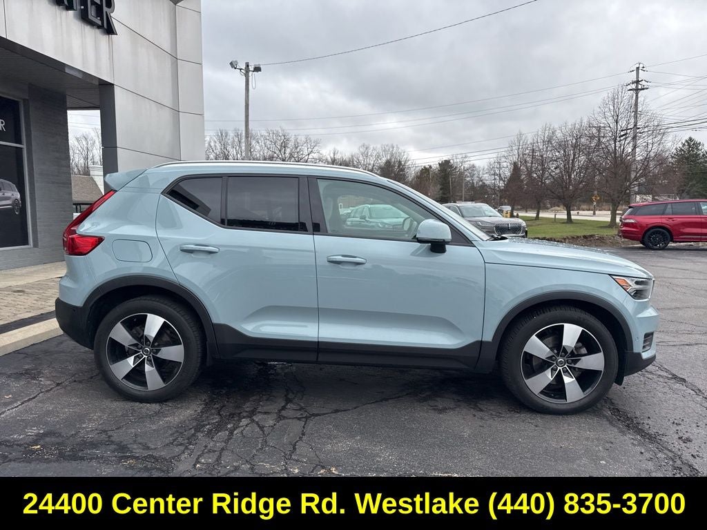 2019 Volvo XC40 Momentum