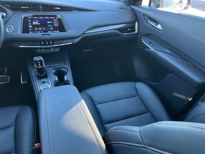 2023 Cadillac XT4 Sport