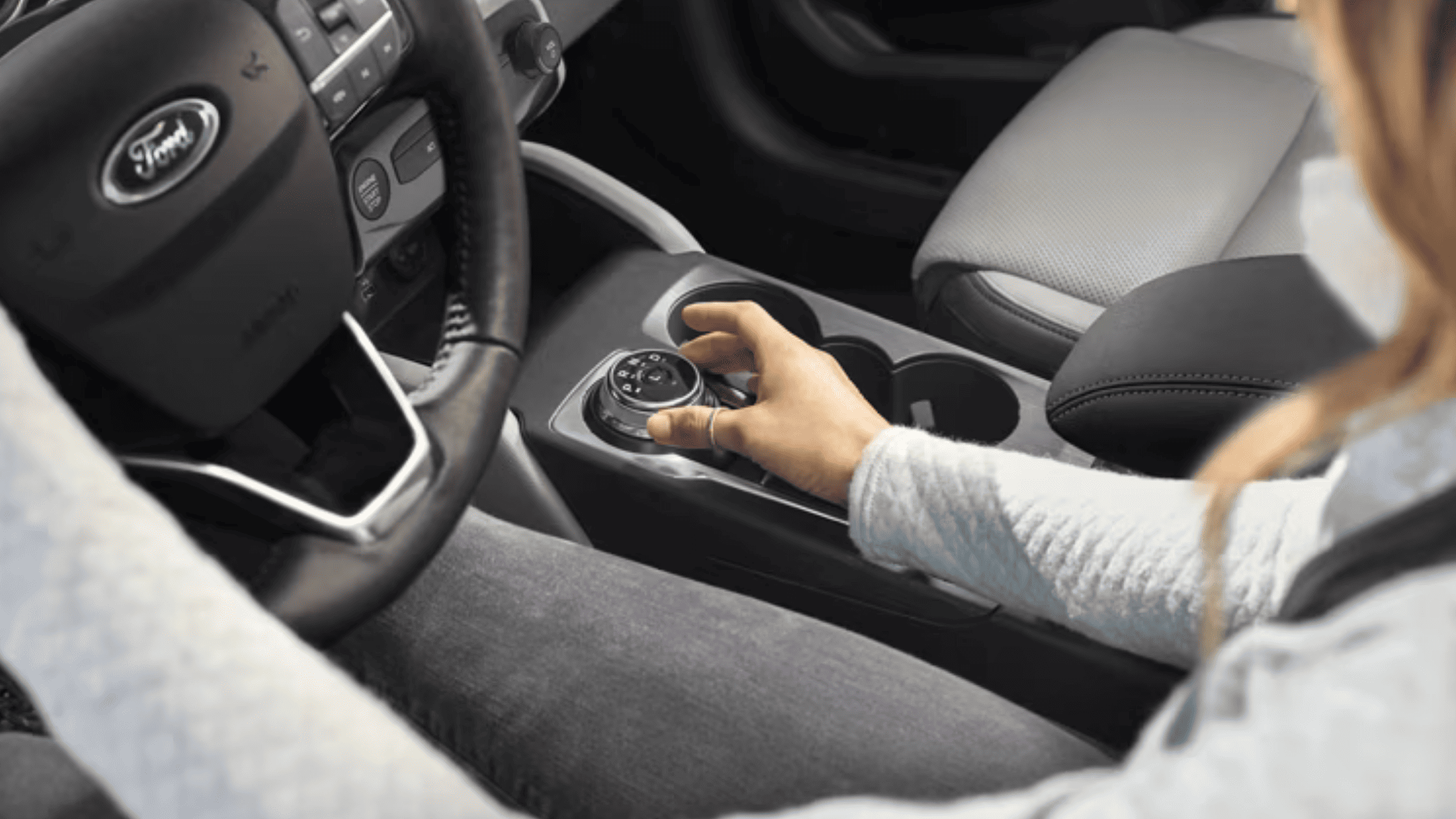 Hybrid Powertrain with Regenerative Integration of the 2025 Escape® ST-Line Hybrid, highlighting its advanced design and functionality