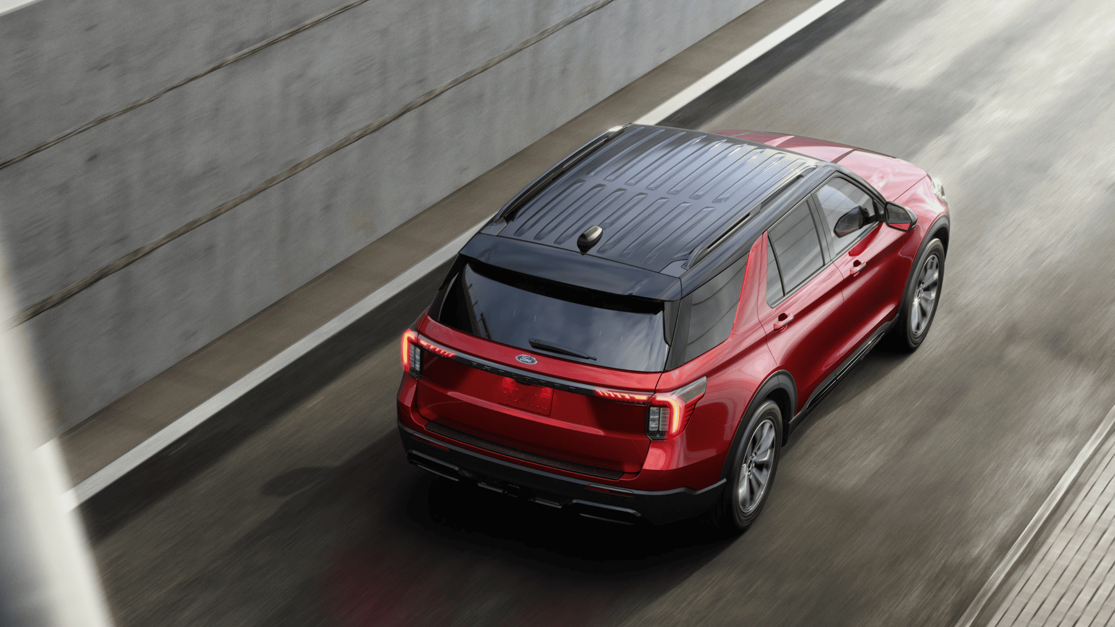 Powertrain Configurations and Drivetrain Capabilities of the 2025 Ford Explorer®, highlighting its advanced design and functionality